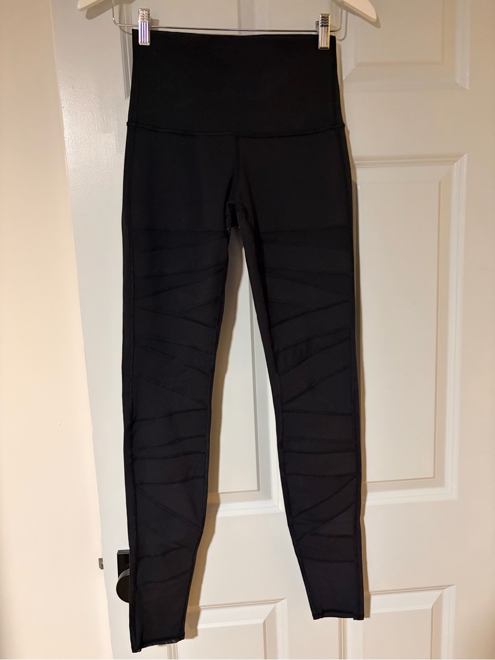 lululemon athletica Black High-Waist Mesh Deatil Leggings
